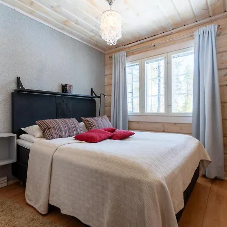 Revontuuli By In Lapland
